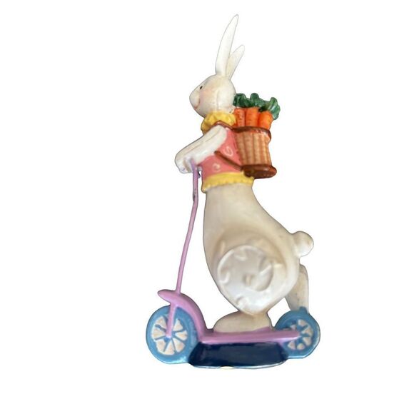 Easter Bunny in scooter toy 4” - Picture 4 of 6